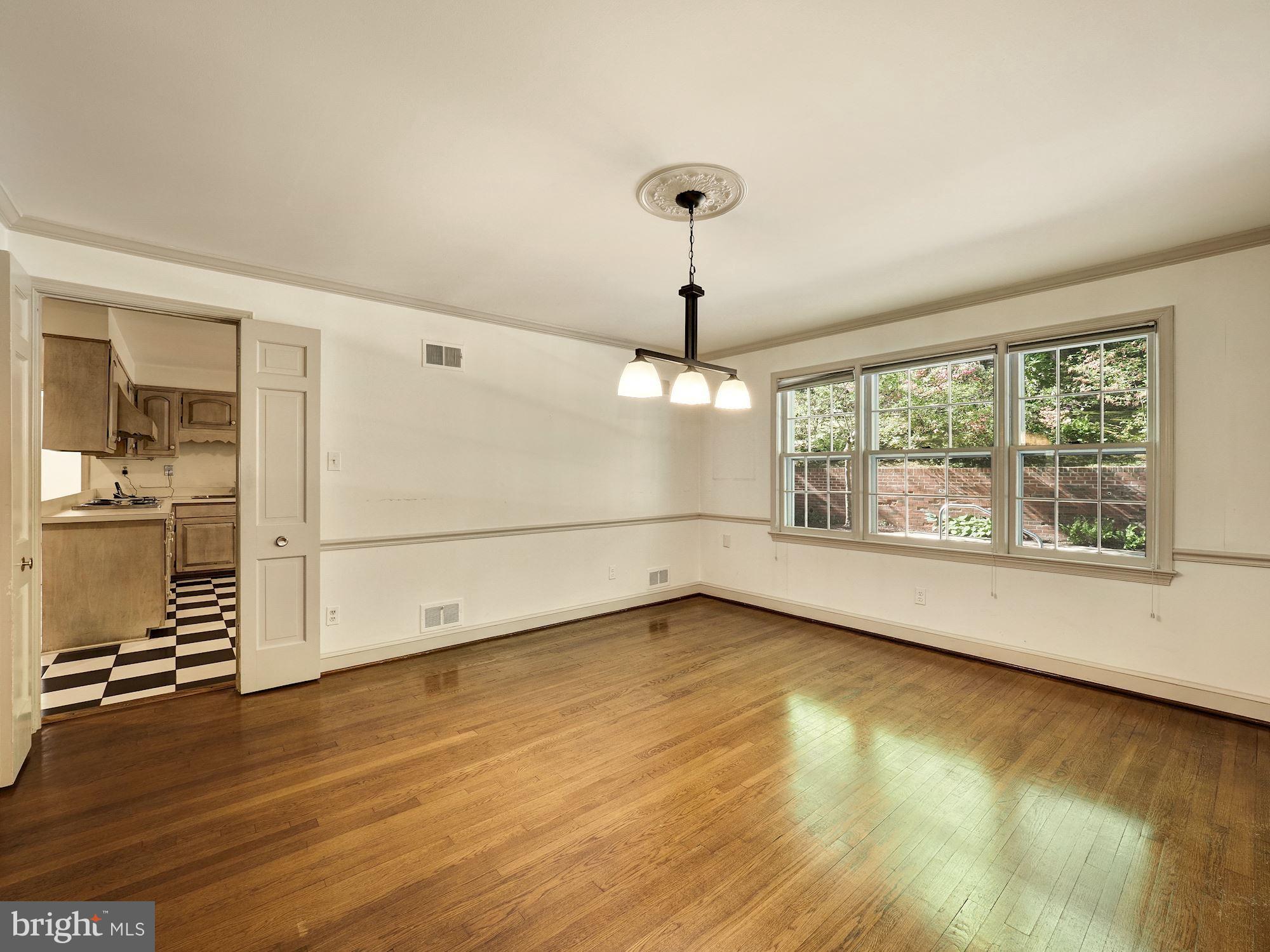 3 Willowbrook Court Potomac, MD 20854 - Photo 8 of 45