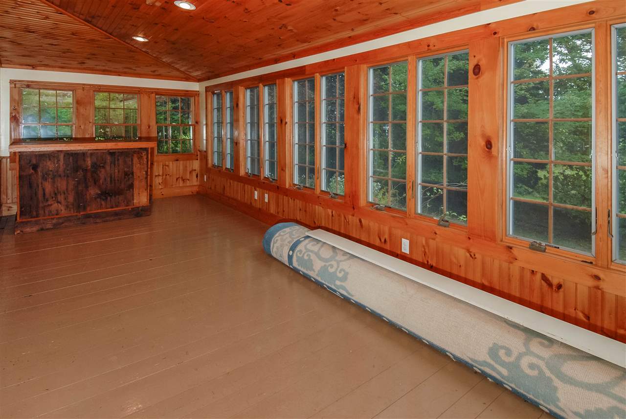 495 Brackett Road Rye, NH 03870 - Photo 9 of 32
