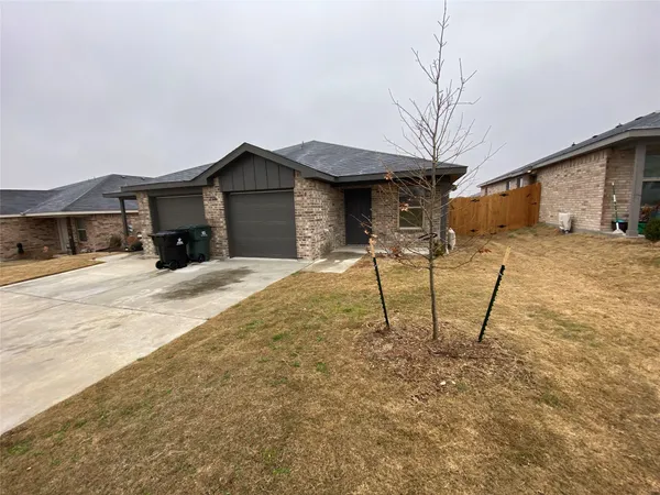 $1,350 | 2320 Duntov Drive, Unit B, Temple, TX 76504