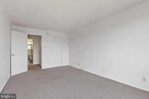 $180,000 | 2401 Pennsylvania Avenue, Unit 715, Wilmington, DE 19806