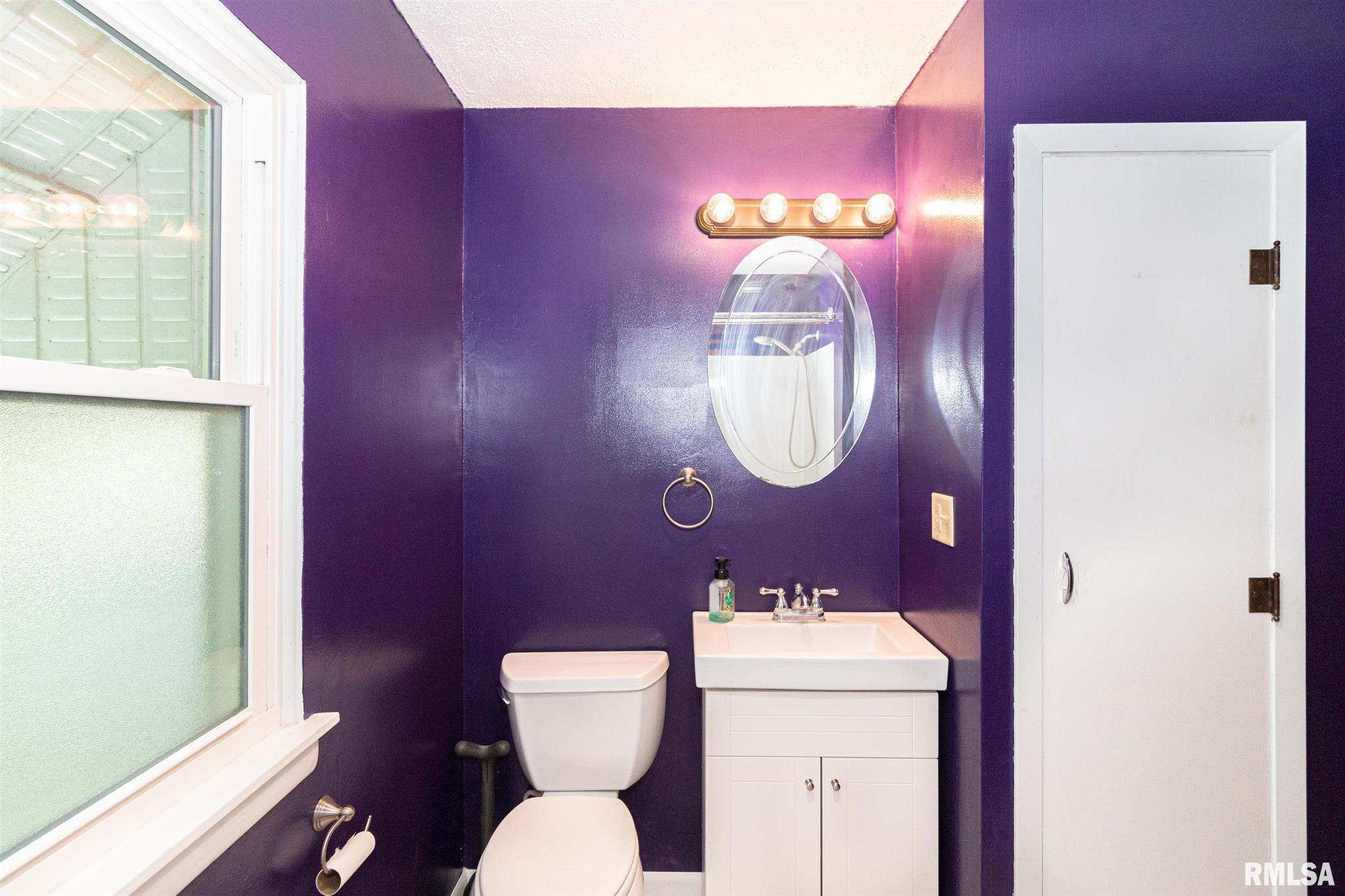 204 Mary Street Washington, IL 61571 - Photo 12 of 27 Gallery Image 12