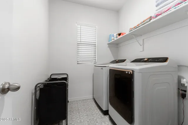 $2,750 | 8133 South 64th Lane, Laveen, AZ 85339