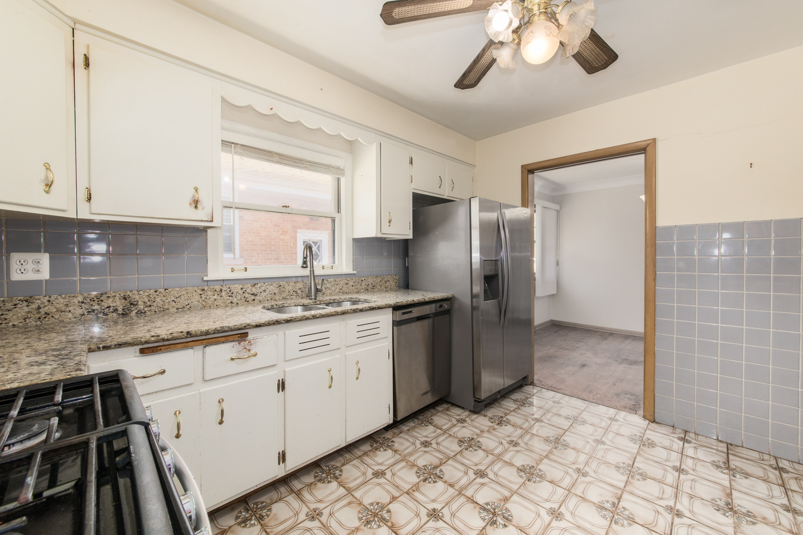 1921 Elm Street Park Ridge, IL 60068 - Photo 5 of 15 Gallery Image 5