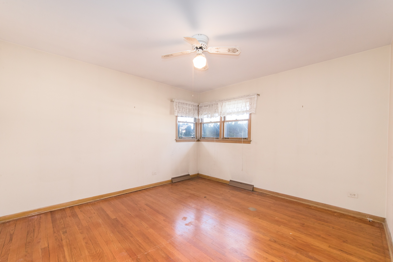 1921 Elm Street Park Ridge, IL 60068 - Photo 6 of 15 Gallery Image 6