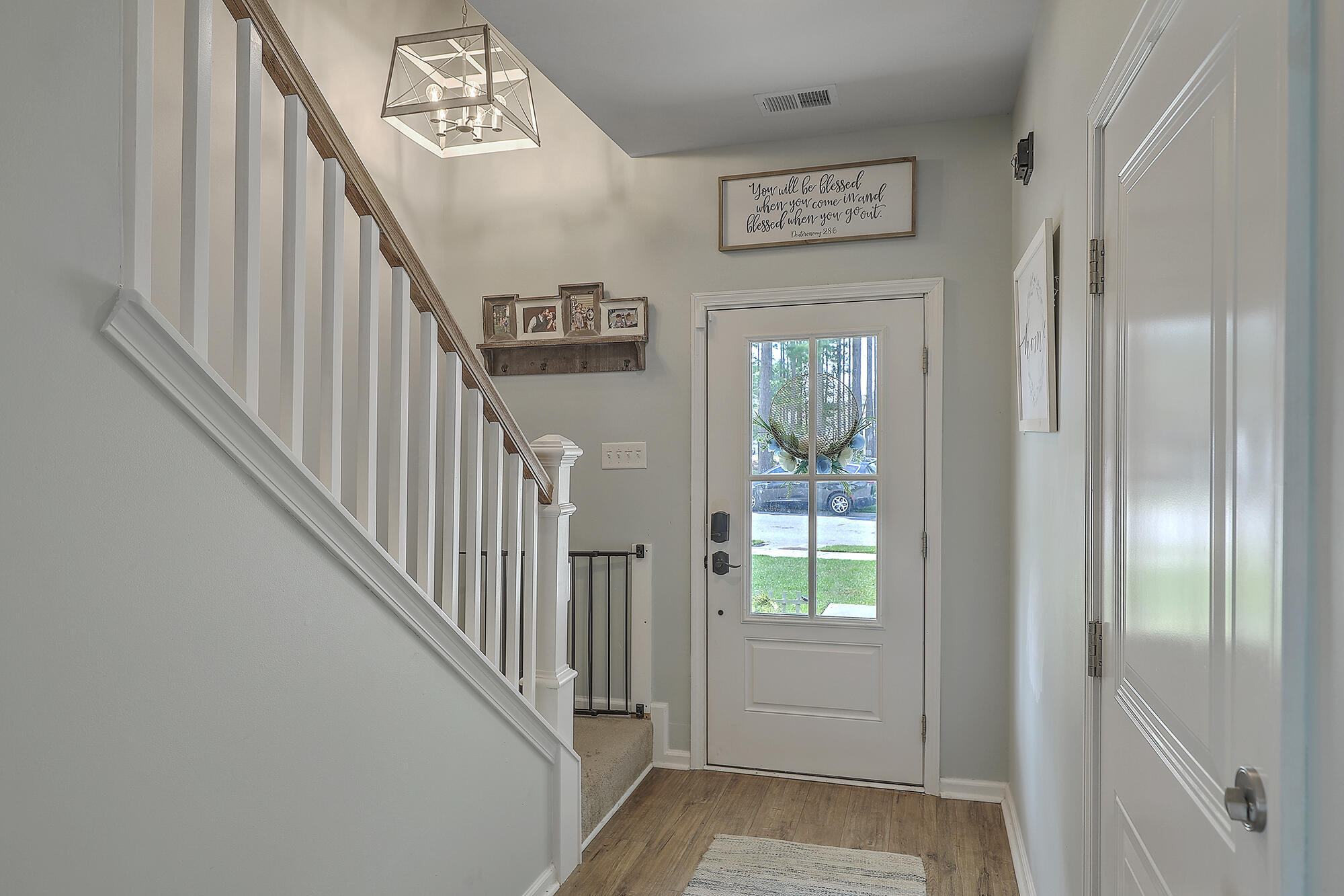 162 Brookhaven Road Summerville, SC 29486 - Photo 4 of 35 1R3A1811_2_3_4_5_6_7