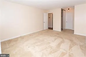 $2,200 | 7504 Ashby Lane, Unit B, Alexandria, VA 22315