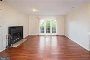 $2,200 | 7504 Ashby Lane, Unit B, Alexandria, VA 22315