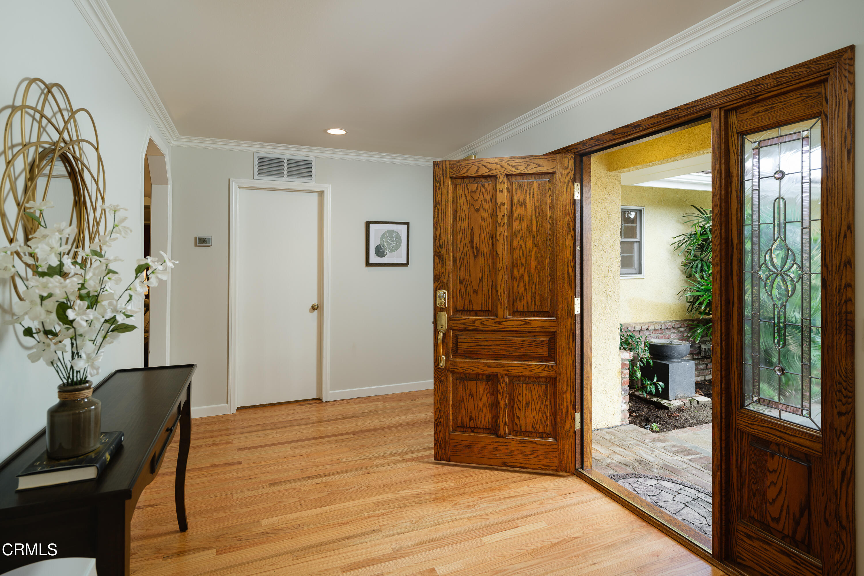 525 Verner Circle Arcadia, CA 91006 - Photo 4 of 45 a view of entryway with livingroom