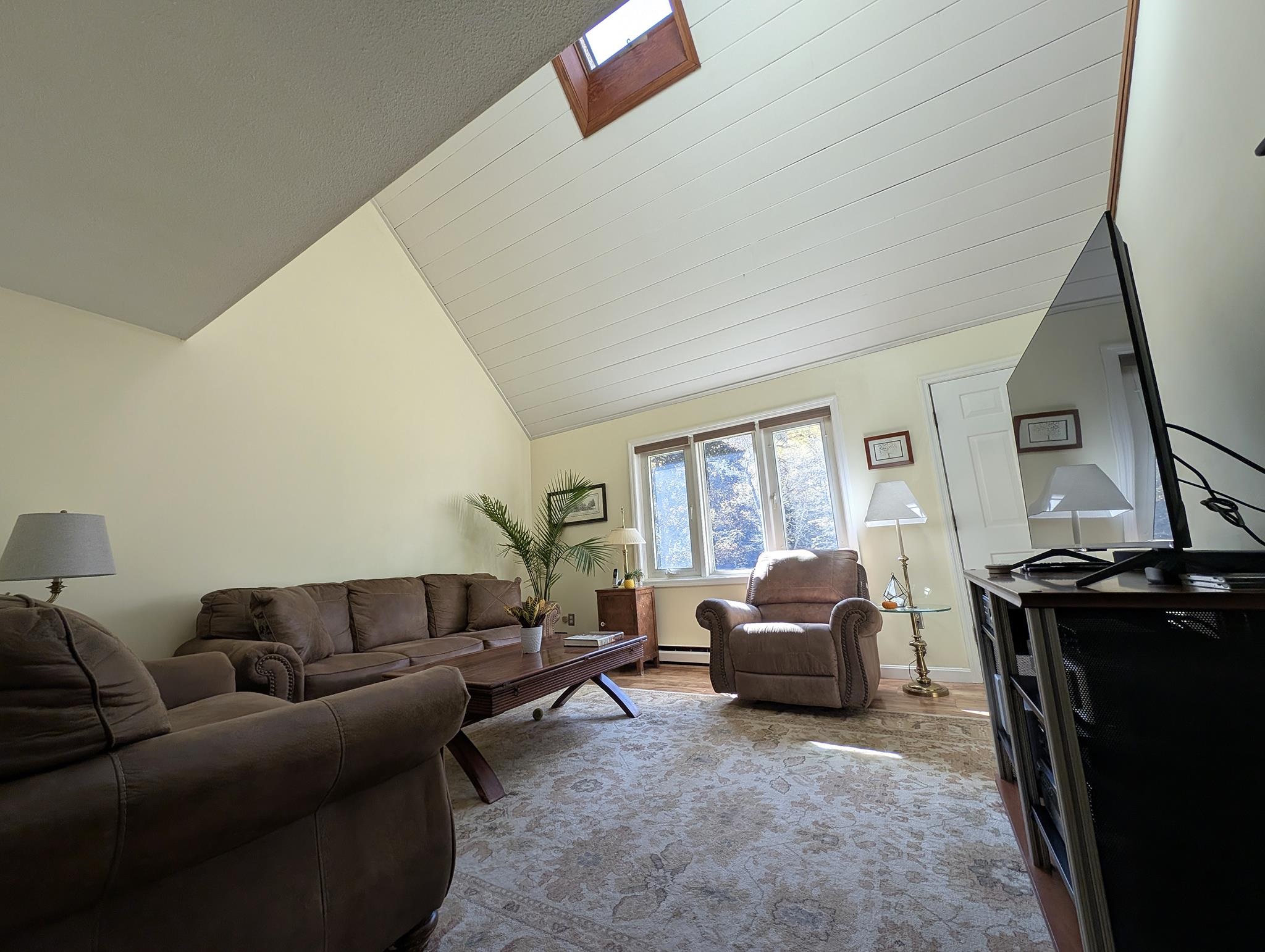 2160 Dugway Road Richmond, VT 05477 - Photo 12 of 31 Gallery Image 12