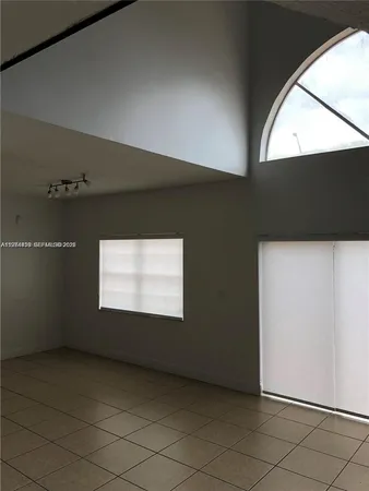 $3,000 | 14255 Southwest 57th Lane, Unit 86, Miami, FL 33183