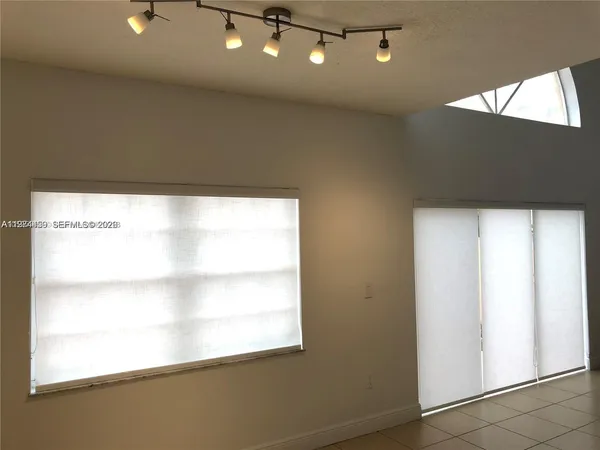 $3,000 | 14255 Southwest 57th Lane, Unit 86, Miami, FL 33183