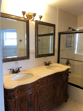 $3,000 | 14255 Southwest 57th Lane, Unit 86, Miami, FL 33183