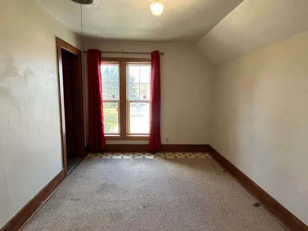 $270,000 | 318 South Mill Street, Hortonville, WI 54944