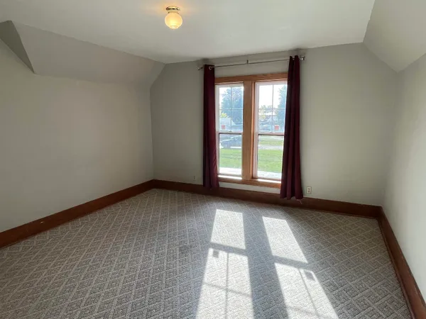 $270,000 | 318 South Mill Street, Hortonville, WI 54944