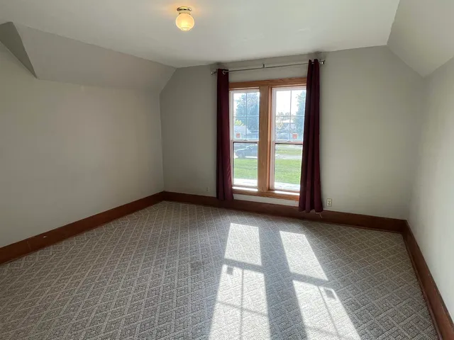 $270,000 | 318 South Mill Street, Hortonville, WI 54944