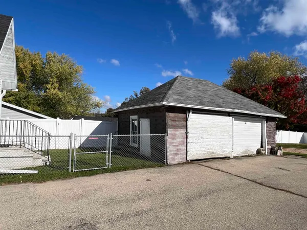 $270,000 | 318 South Mill Street, Hortonville, WI 54944