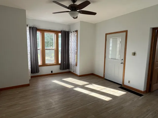 $270,000 | 318 South Mill Street, Hortonville, WI 54944