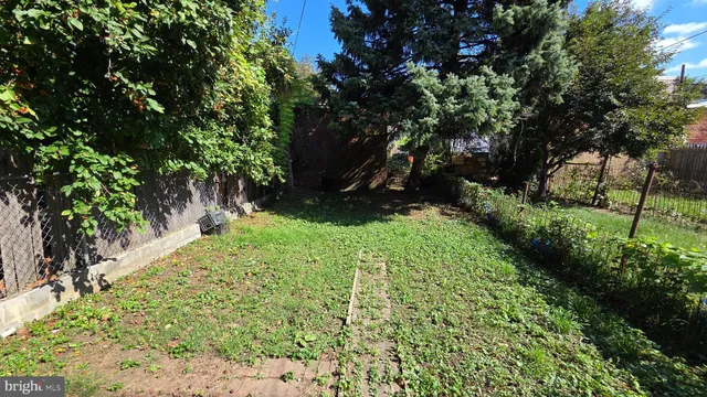 $1,500 | 5725 North Lawrence Street, Philadelphia, PA 19120