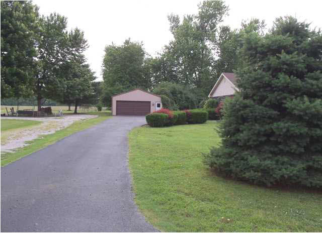 5800 Stacer Road Newburgh, IN 47630 - Photo 25 of 28 Gallery Image 25