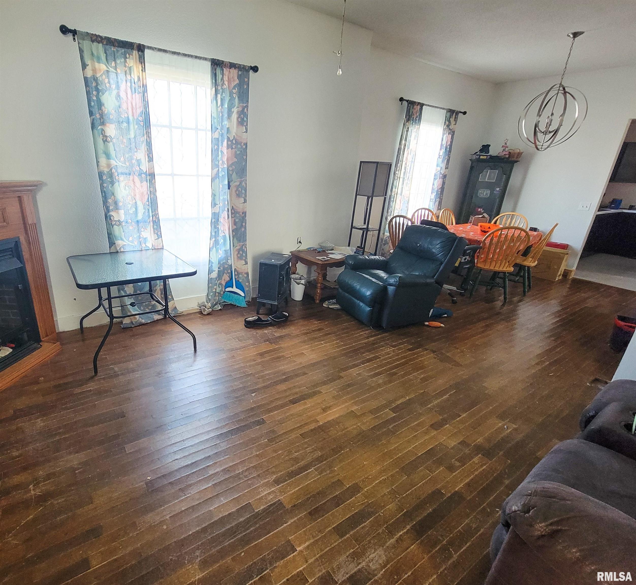 334 East 4th Street Flora, IL 62839 - Photo 14 of 48