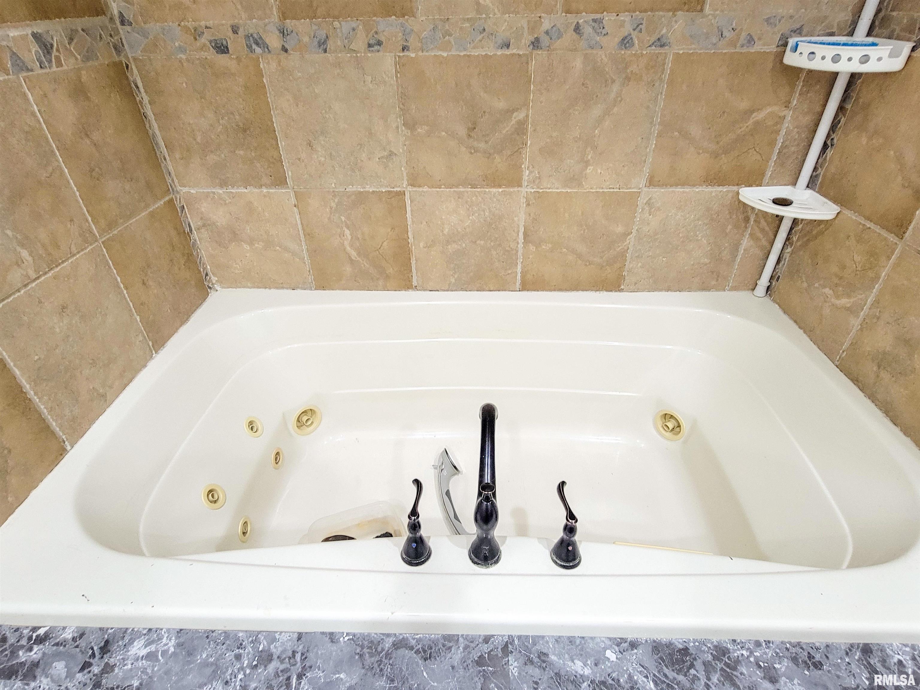 334 East 4th Street Flora, IL 62839 - Photo 30 of 48