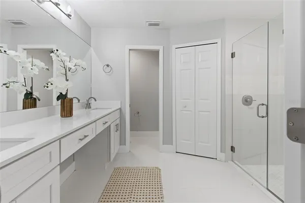 $595,000 | 8044 Sandpoint Boulevard, Orlando, FL 32819