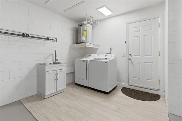 $595,000 | 8044 Sandpoint Boulevard, Orlando, FL 32819