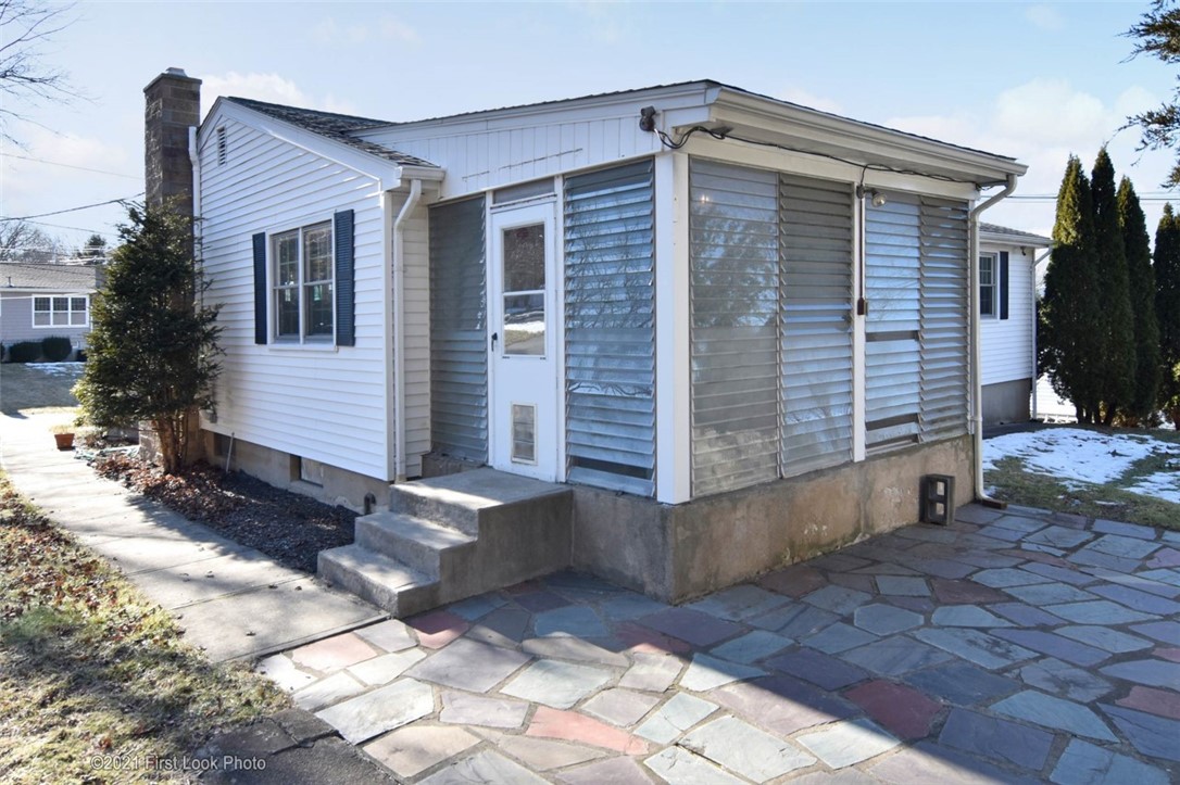 27 Susan Circle Johnston, RI 02919 - Photo 31 of 32 Rear