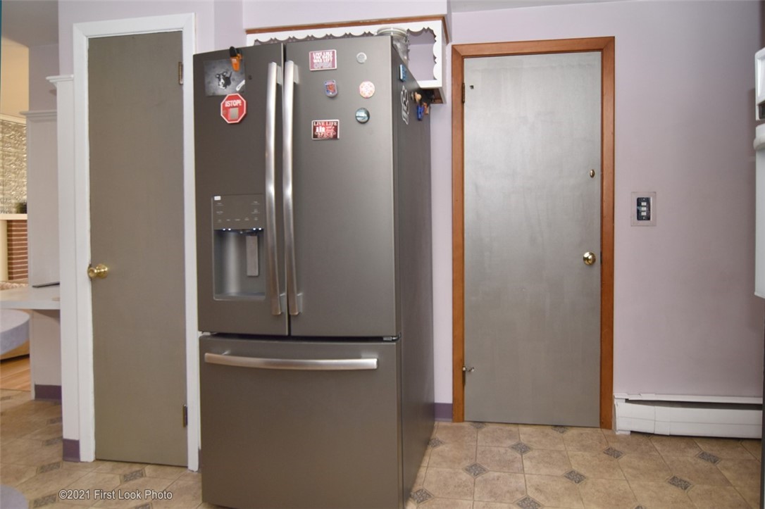 27 Susan Circle Johnston, RI 02919 - Photo 8 of 32