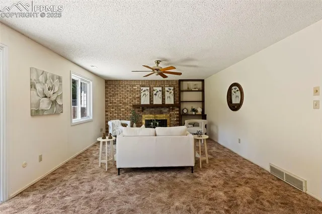 $435,000 | 2113 Roundtop Court, Colorado Springs, CO 80918