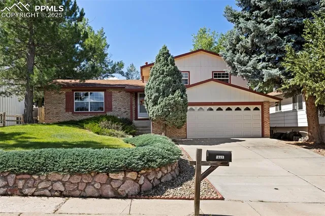 $435,000 | 2113 Roundtop Court, Colorado Springs, CO 80918