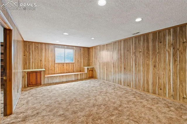 $435,000 | 2113 Roundtop Court, Colorado Springs, CO 80918