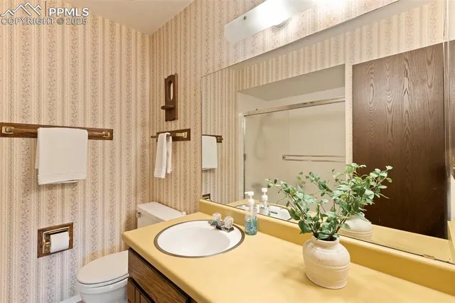 $435,000 | 2113 Roundtop Court, Colorado Springs, CO 80918