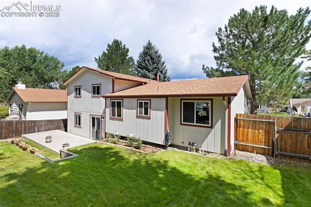 $435,000 | 2113 Roundtop Court, Colorado Springs, CO 80918