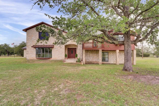 $893,000 | 847 State Highway 95, Smithville, TX 78957