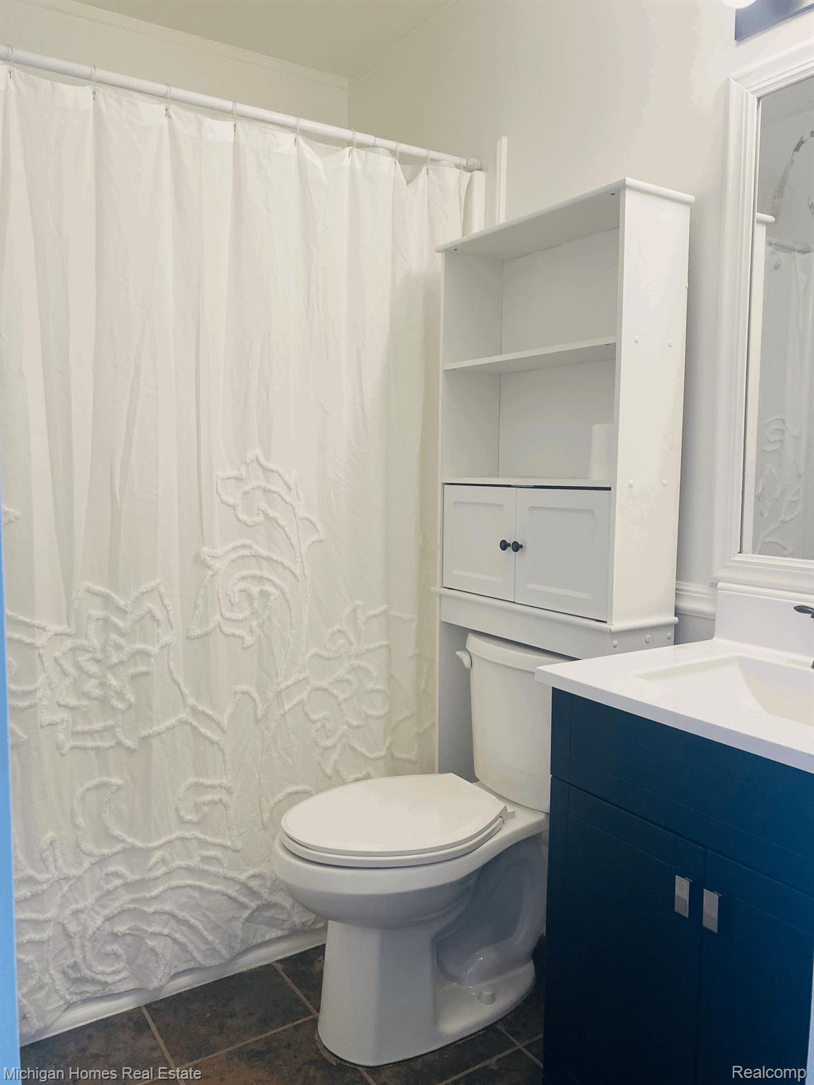 10938 Terrace Road Holly, MI 48442 - Photo 17 of 26 Bathroom