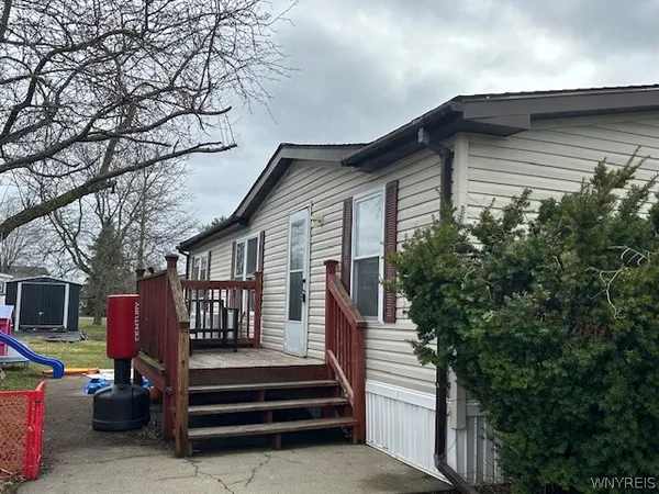 $35,000 | 378 Birchwood Drive, Lockport Town, NY 14094