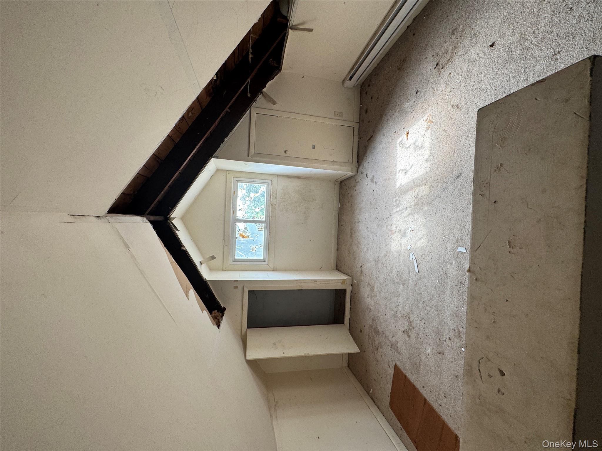 157 Tanglewylde Road Lake Peekskill, NY 10537 - Photo 12 of 13 a view of a garage