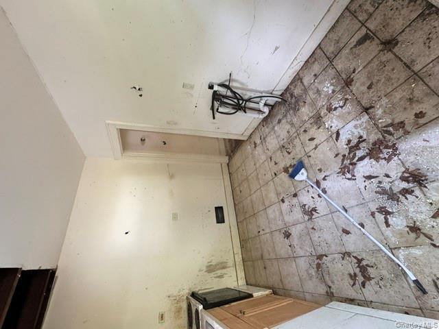 157 Tanglewylde Road Lake Peekskill, NY 10537 - Photo 6 of 13