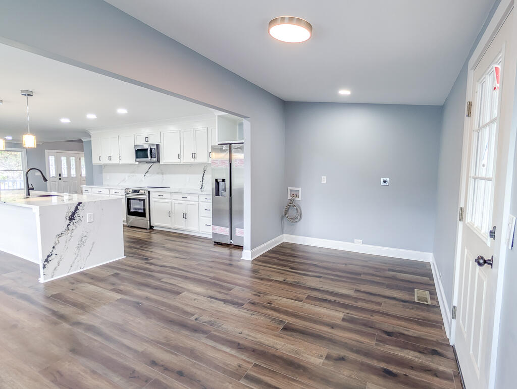 1406 Cooper River Boulevard Moncks Corner, SC 29461 - Photo 16 of 35 1406 Cooper River Blvd-19