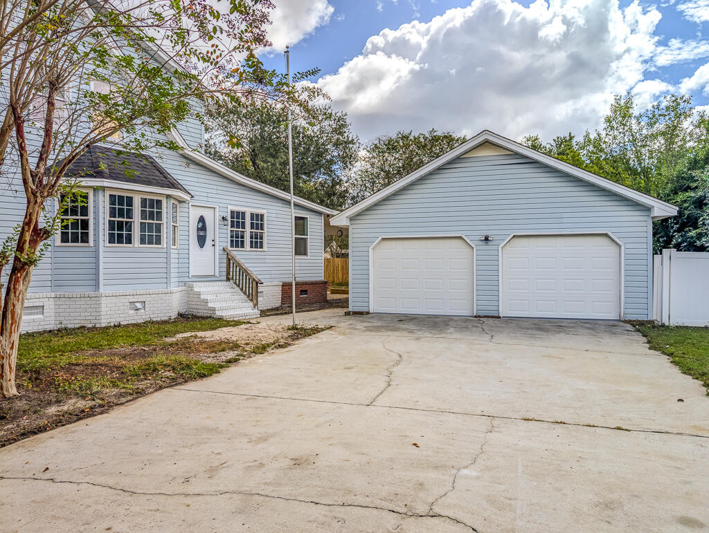 1406 Cooper River Boulevard Moncks Corner, SC 29461 - Photo 5 of 35 1406 Cooper River Blvd-8