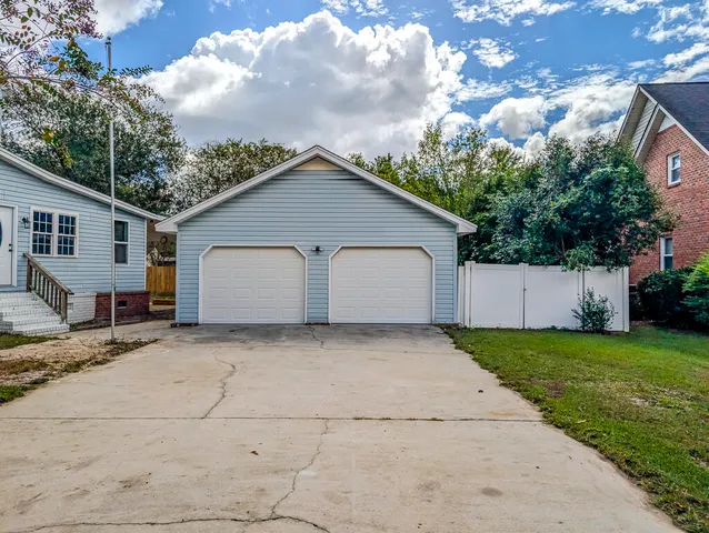 $495,000 | 1406 Cooper River Boulevard, Moncks Corner, SC 29461