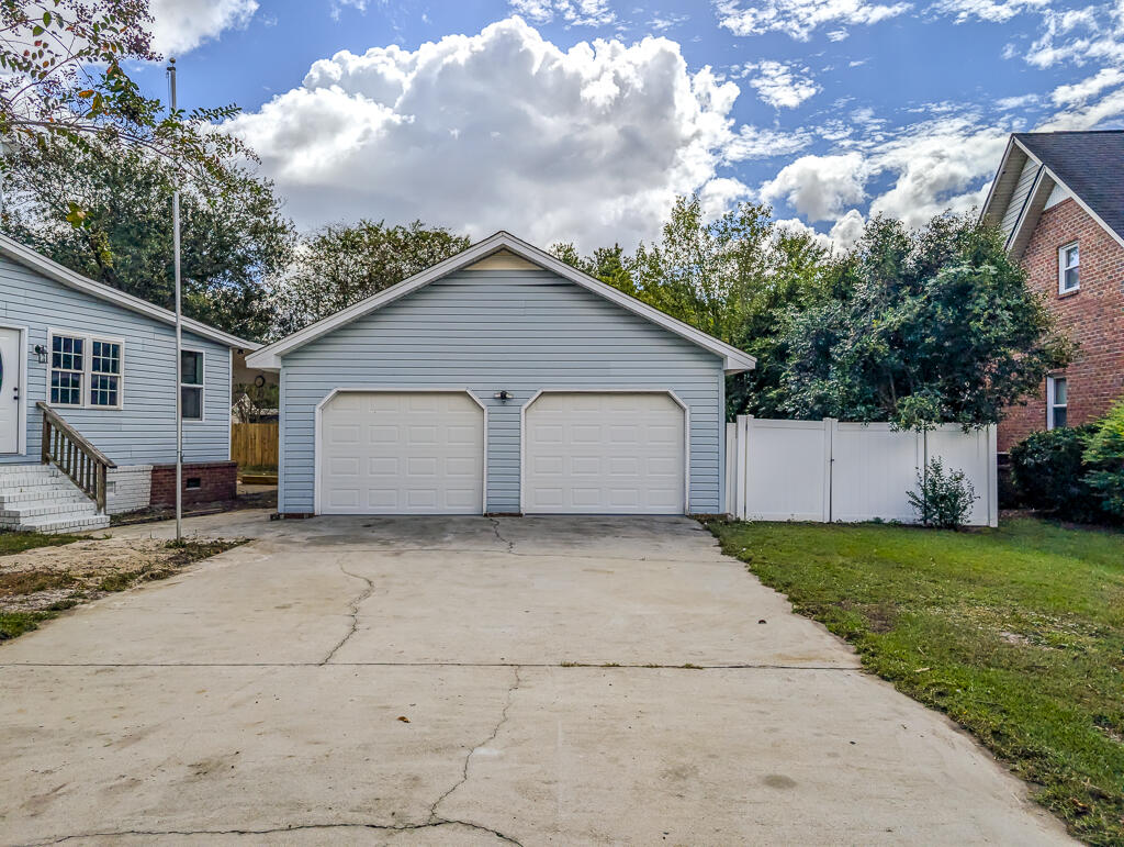 1406 Cooper River Boulevard Moncks Corner, SC 29461 - Photo 6 of 35 1406 Cooper River Blvd-9