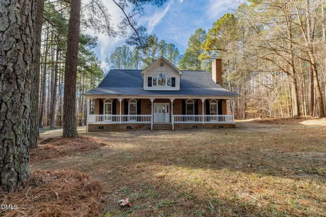 $590,000 | 892 Franklin Lane, Henderson, NC 27537