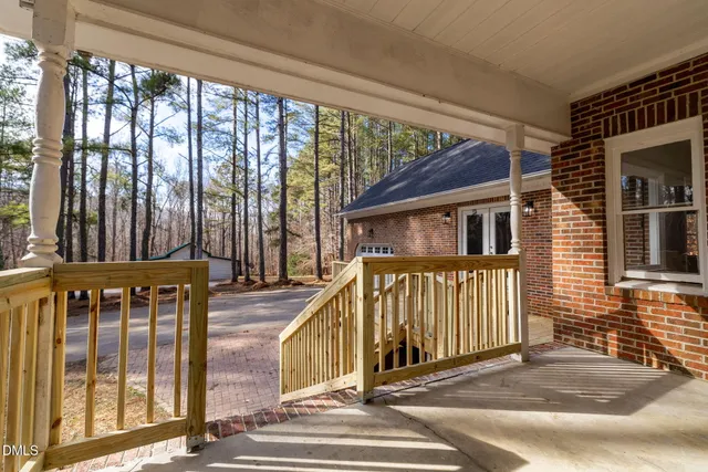 $590,000 | 892 Franklin Lane, Henderson, NC 27537