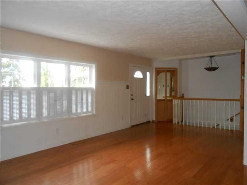 2312 Dellenbaugh Road Tarentum, PA 15084 - Photo 2 of 23 Living Room.