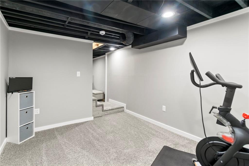 6269 Douglas Road Indianapolis, IN 46220 - Photo 28 of 32 Gallery Image 28