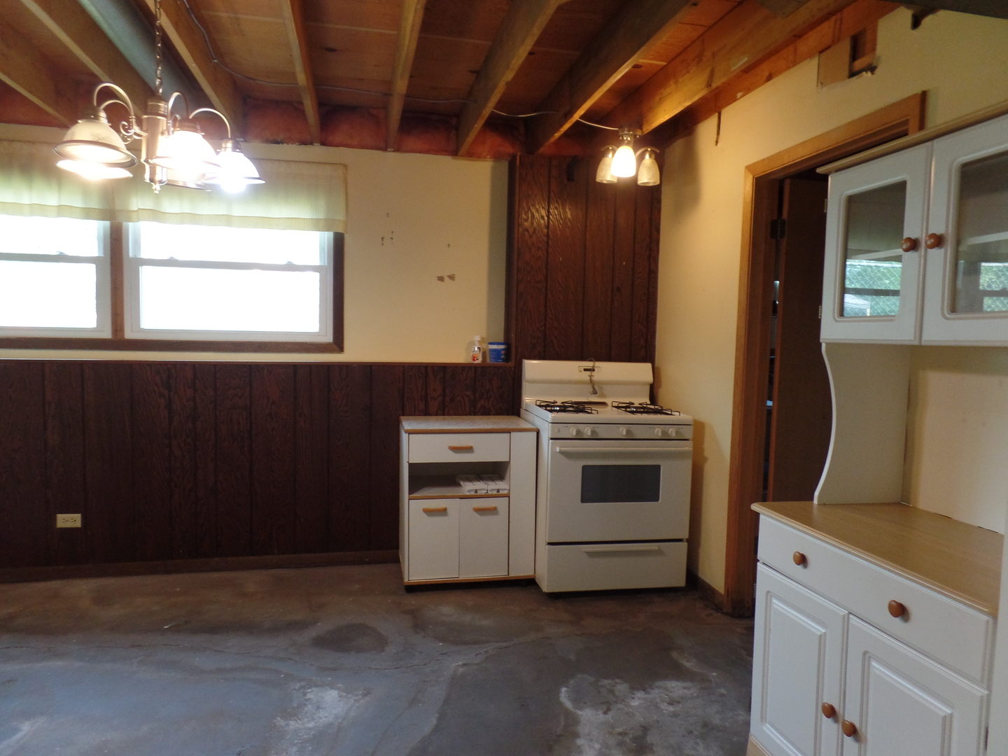 325 North Pinecrest Road Bolingbrook, IL 60440 - Photo 17 of 22