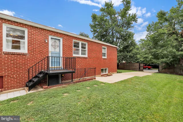 $633,000 | 1215 Kirklynn Avenue, Takoma Park, MD 20912