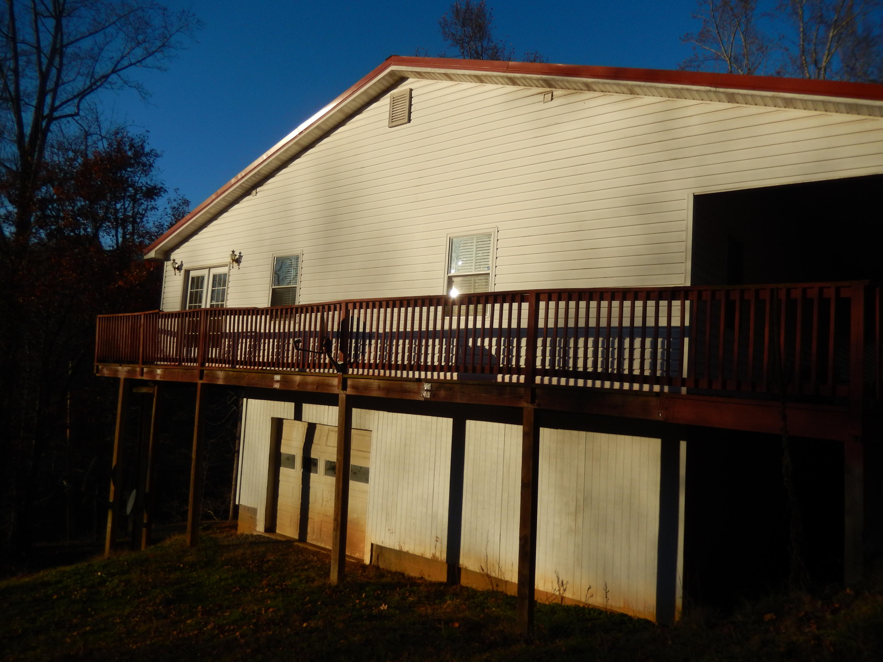 2707 Northridge Road Hardy, VA 24101 - Photo 11 of 20 Garage